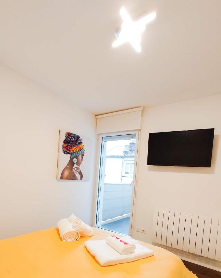 T3 Au Centre Ville Avec Balcon, Parking Gratuit Quimper Exterior photo