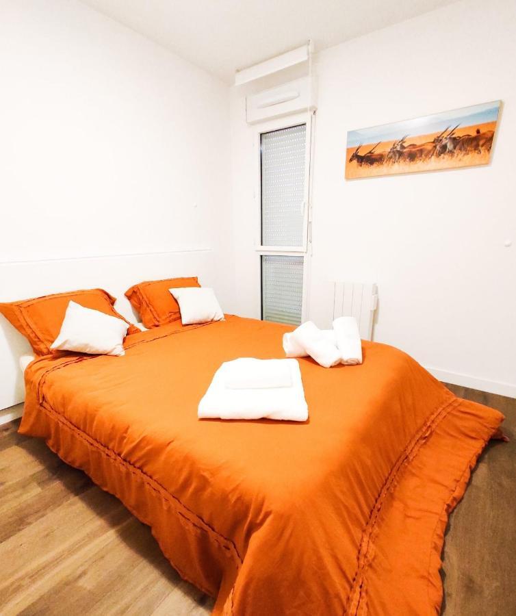 T3 Au Centre Ville Avec Balcon, Parking Gratuit Quimper Exterior photo